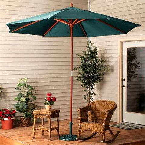 Wood 9 Foot Green Outdoor Market Umbrella